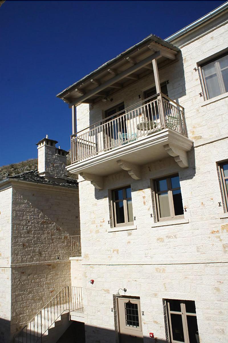 Haones Suites Ioannina Eksteriør billede