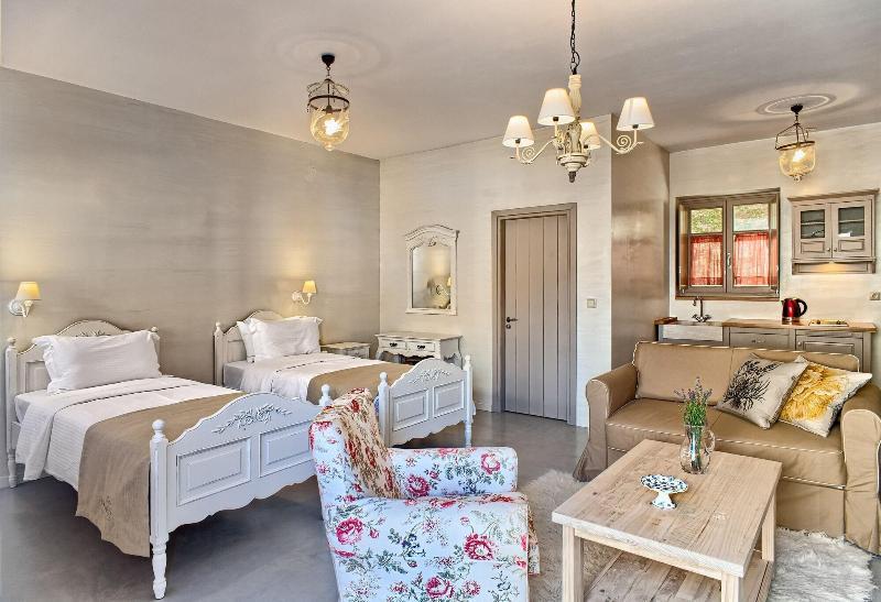 Haones Suites Ioannina Eksteriør billede
