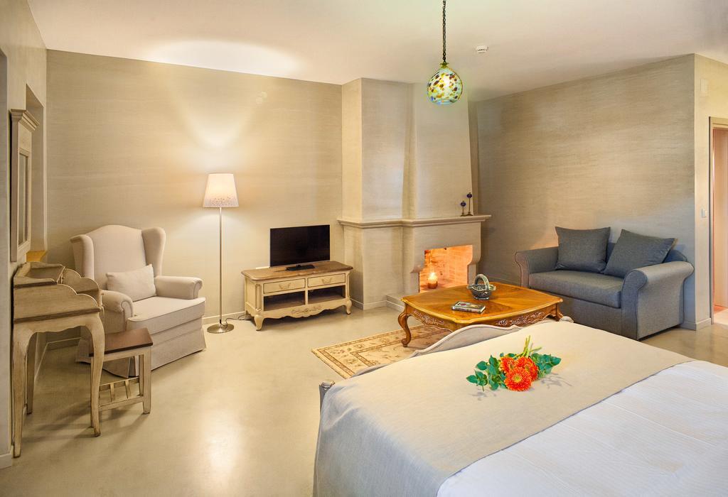Haones Suites Ioannina Værelse billede