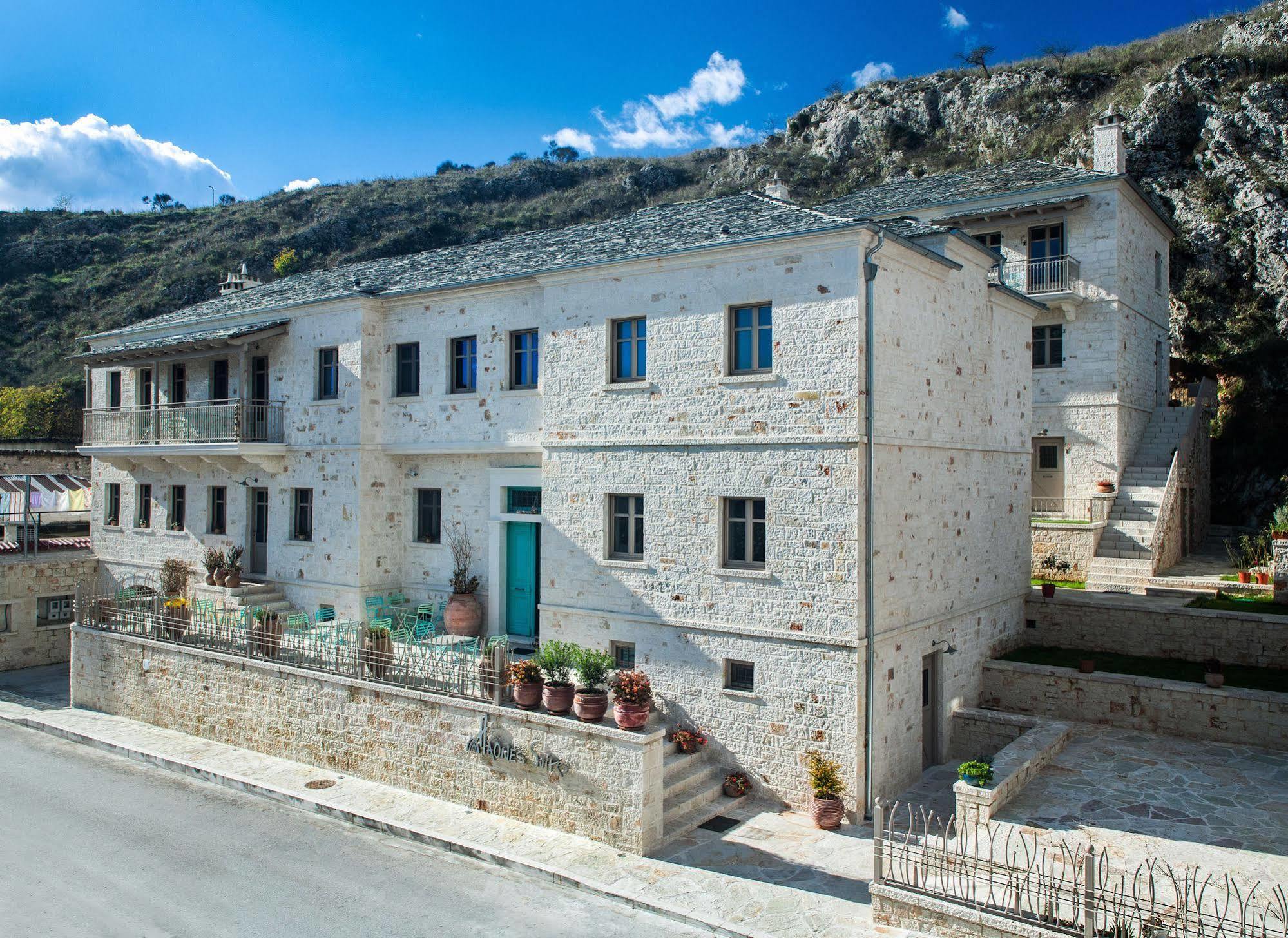 Haones Suites Ioannina Eksteriør billede