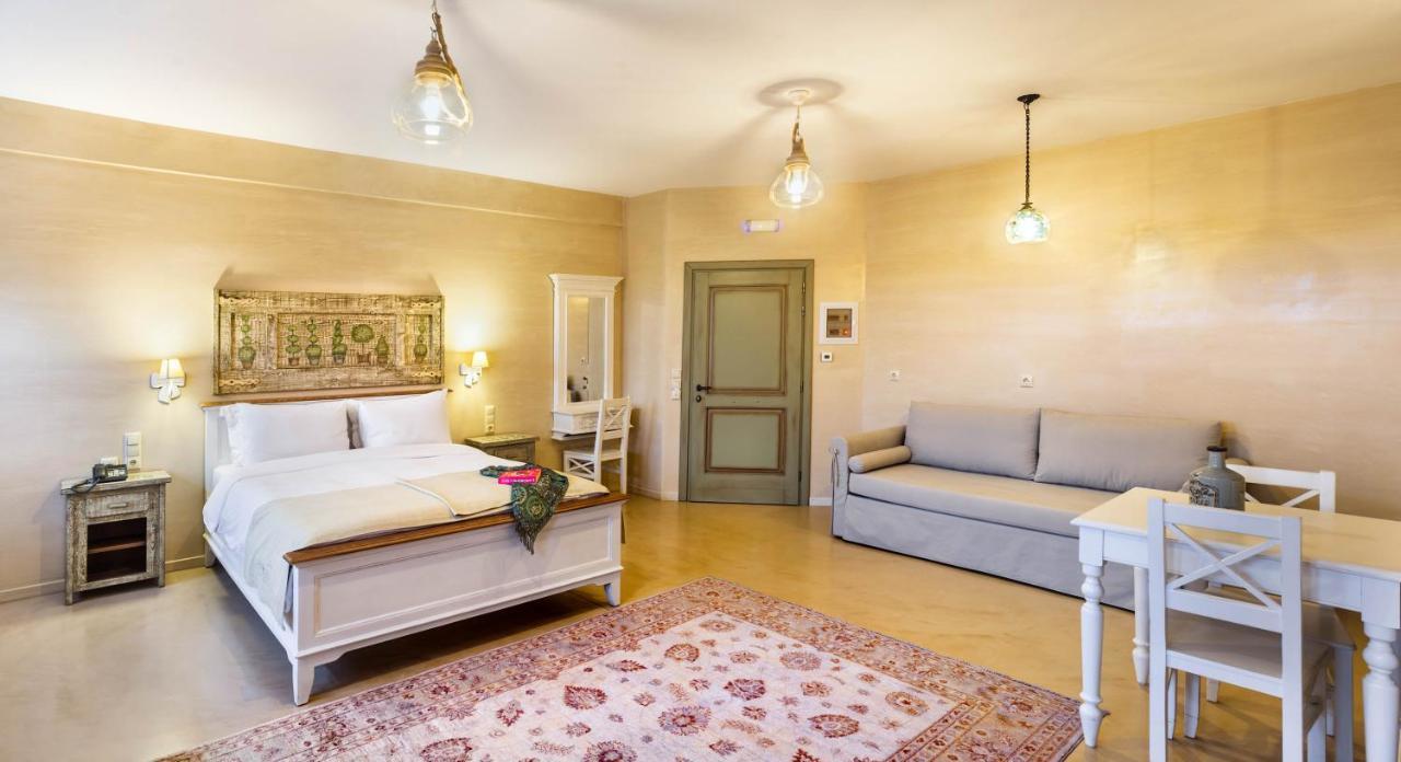 Haones Suites Ioannina Eksteriør billede
